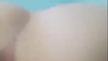 Minha amiga sentando gostoso