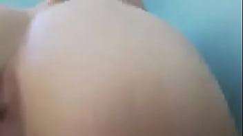 Minha amiga sentando gostoso