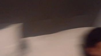 Disfrutando el culito de mi prima en un hostal