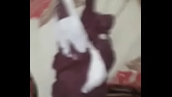 Gostosa de quatro me dando gostoso gozou gostoso junto comigo e sujou minha cama