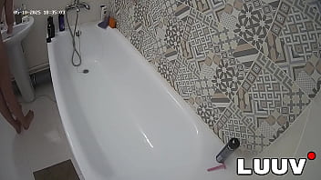 Luuv vilika films her real life shaving routine from the bath for her amateur movie viewers