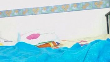 Web cam model cums with anal