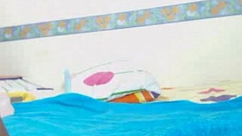 Web cam model cums with anal