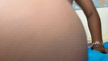 Web cam model cums with anal