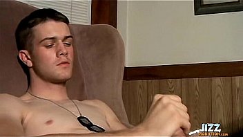 Gorgeous Bryce Empties His Nads thumbnail