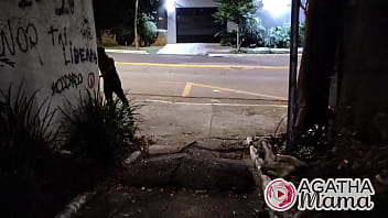 Agatha mama noite no amizade sem limites gozando muito na rola dos desconhecidos grátis