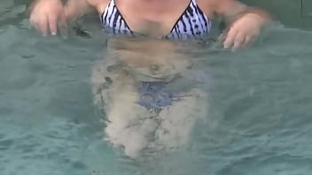 Looking at huge cocks on the beach i can't resist and i masturbate i need to fuck