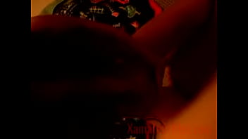 Masturbating and show her nice body on cam 4