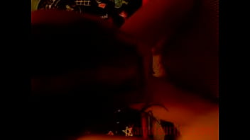 Masturbating and show her nice body on cam 4