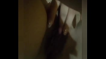 Hola veanme masturbandome