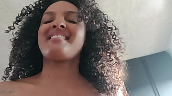 Clímax total são paulo em chamas louca de tesão morena faz sexo sem camisinha em quarto alugado