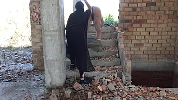 German expat has kinky sex with arab mistress in public