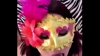 Cuando el cornudo no está soy toda una puta Cuando el cornudo no está soy toda una puta