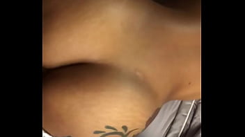 Le doy fuego por el culo