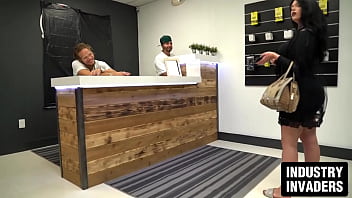 Phone repairs and desires brunette beauty alli bella fucked in cellphone store Phone repairs and desires brunette beauty alli bella fucked in cellphone store