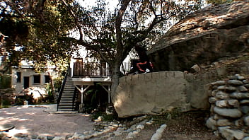 Mellanie monroe was caught with a gangsta again