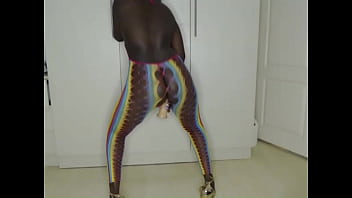The africancamgirls dressed in fishnet stockings bodysuits & high heels sexy all natural african girls compilation