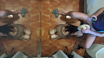 Preview milf in pantyhose and high heels gives a blowjob on her knees with cum swallowing