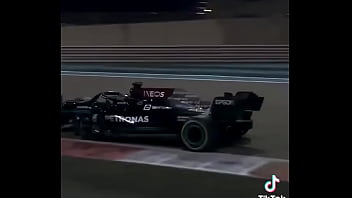 Ele Foi Fudido E Tomou Um Cacete thumbnail