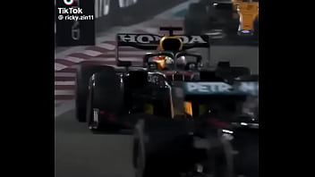 Ele Foi Fudido E Tomou Um Cacete thumbnail