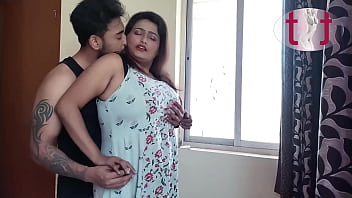 Sexy stepmom seduced by stepson sunny a gym maniac