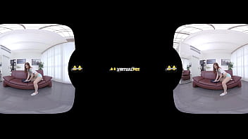 Antonia sainz is caught peeing her pants in vr porn scene