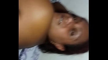 Novinho Tem Sua Primeira Experiência Com Uma Trans thumbnail