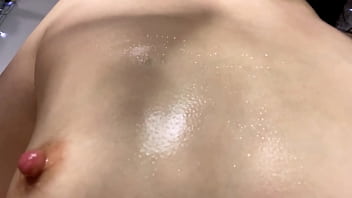 Oily massage from asian girfriend