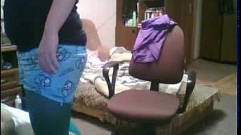 Suzzy playing with herself on webcam free