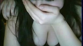 Suzzy playing with herself on webcam free