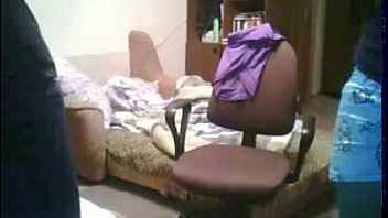 Suzzy playing with herself on webcam free