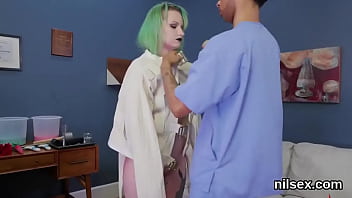 Silly slut gets her fuckholes gaped and intensely drilled