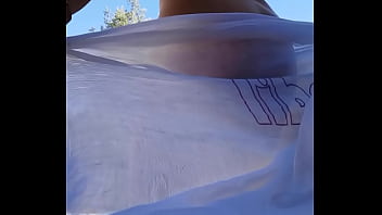 Celui ou celle qui me fera le plus gros tips recevra une vidéo sexy mais plus