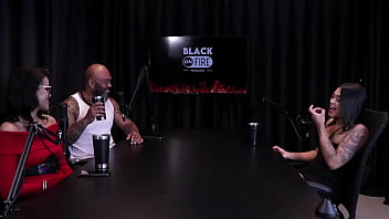 Sente dor com sexo anal é apertadinha e o seu tamanho de pau ideal é jordanna gomes japa joh watch sheer red