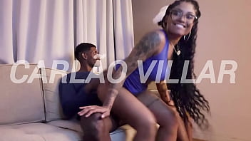 Fudendo a amiga da minha prima