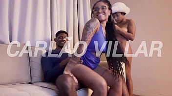 Fudendo a amiga da minha prima