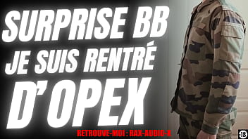 Un Militaire Retrouve Son Mec Après Une Longue Absence Sans S'être Rasé Le Pubis thumbnail