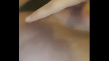 Esperandolo muy exitada