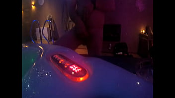 Pour vous mesdames mon homme se branle devant moi donc j’ai pas hésiter à le