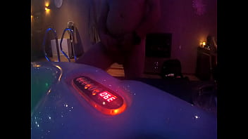 Pour vous mesdames mon homme se branle devant moi donc j’ai pas hésiter à le