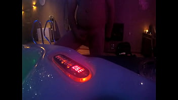 Pour vous mesdames mon homme se branle devant moi donc j’ai pas hésiter à le