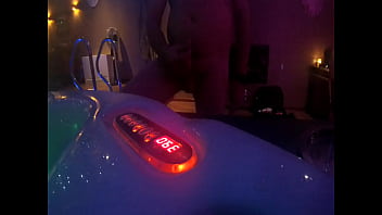 Pour vous mesdames mon homme se branle devant moi donc j’ai pas hésiter à le