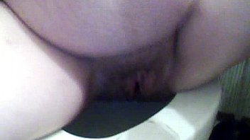 Pissing and playing with pussy