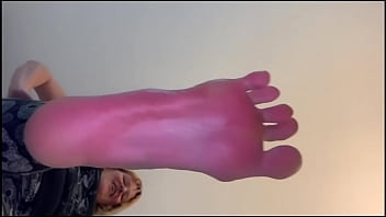 Big feet goddesses part 2 contact customs4sale01 for the full video