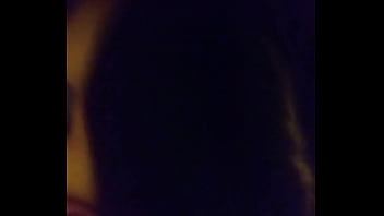 Preciosa latina mamando verga