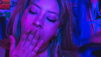 Paola Loves To Suck Her Toes thumbnail