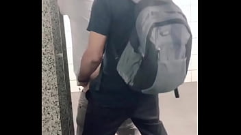 Putão Dando O Cu thumbnail