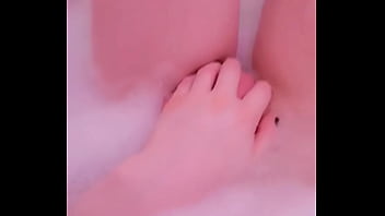 Join me in my bath i'll help wash you ;