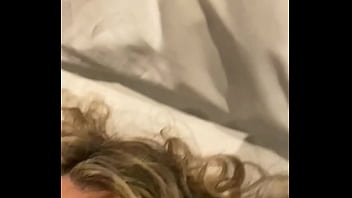 Comi essa enfermeira novinha e arrombei gostoso todos buracos dela