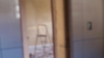 Jade has sex with an employee in the bathroom of the construction site